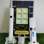 Đèn năng lượng mặt trời PITI Solar mẫu bàn chải 300w